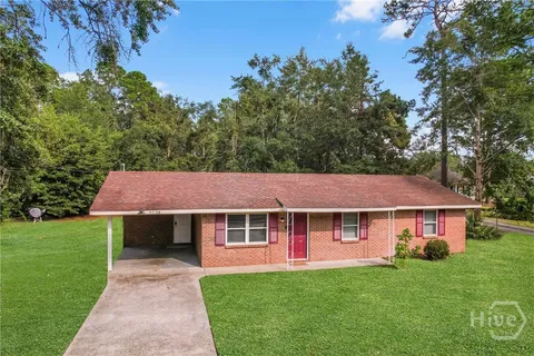 $200,000 | 979 B Pineland Avenue, Hinesville, GA 31313