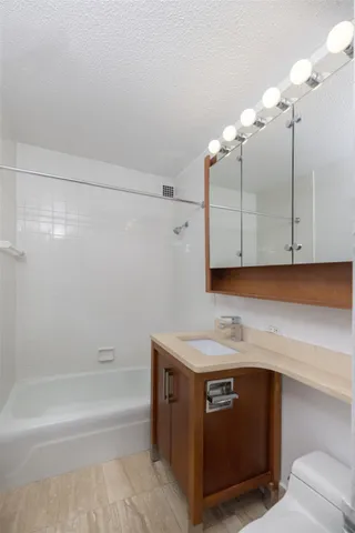 $6,150 | 166 East 34th Street, Unit 911 | Kips Bay