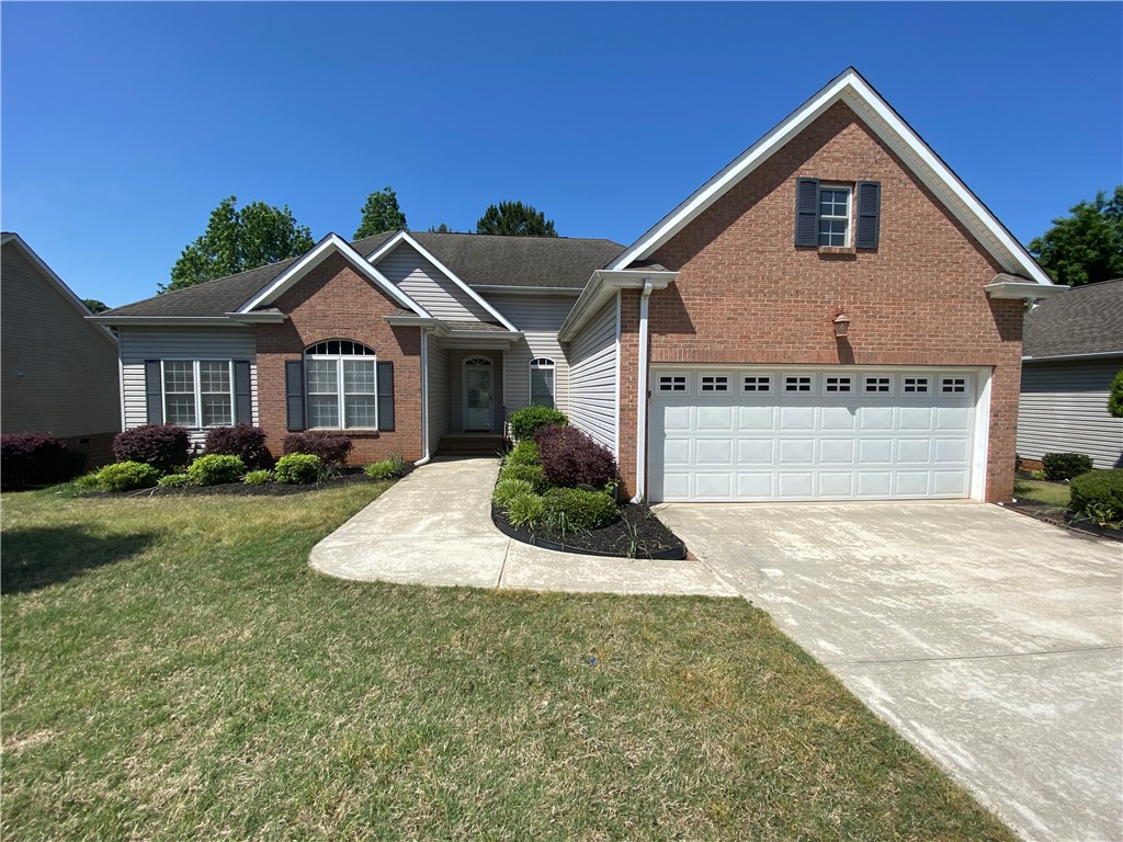 102 Lyttleton Way Anderson, SC 29621 - Photo 3 of 40