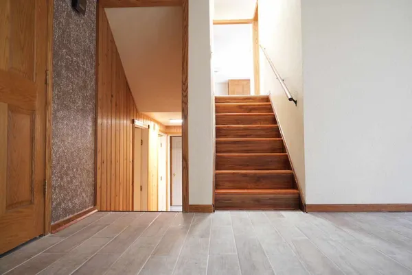 $249,900 | 2200 10th Avenue Southwest, Austin, MN 55912