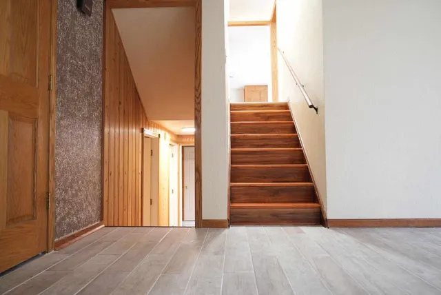 $259,500 | 2200 10th Avenue Southwest, Austin, MN 55912