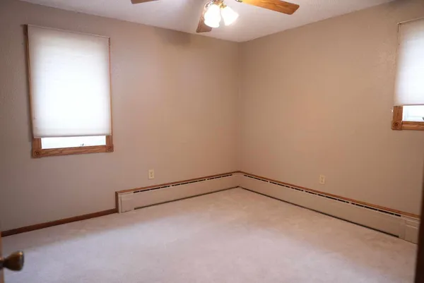 $249,900 | 2200 10th Avenue Southwest, Austin, MN 55912