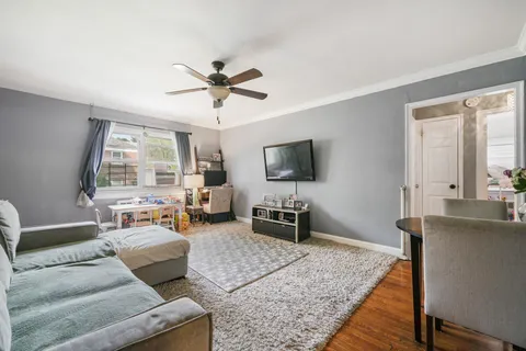 $199,999 | 520 Tuckahoe Road, Unit 3B, Yonkers, NY 10710