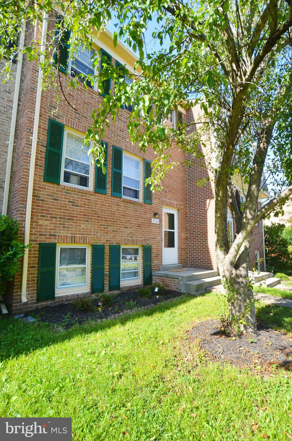 2938 Seminole Road Woodbridge, VA 22192 - Photo 2 of 25 Exterior (Front)