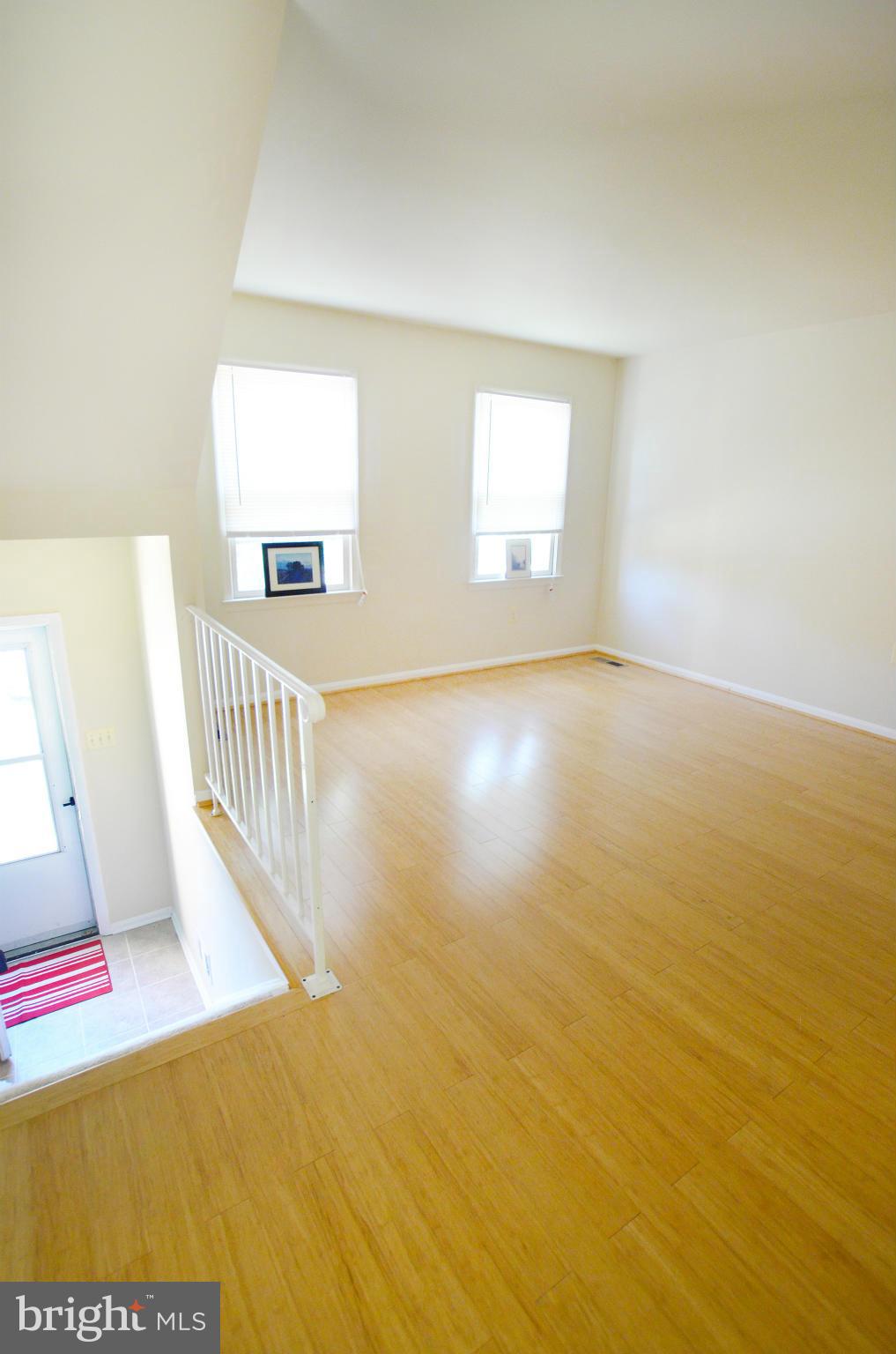 2938 Seminole Road Woodbridge, VA 22192 - Photo 10 of 25 Living Room