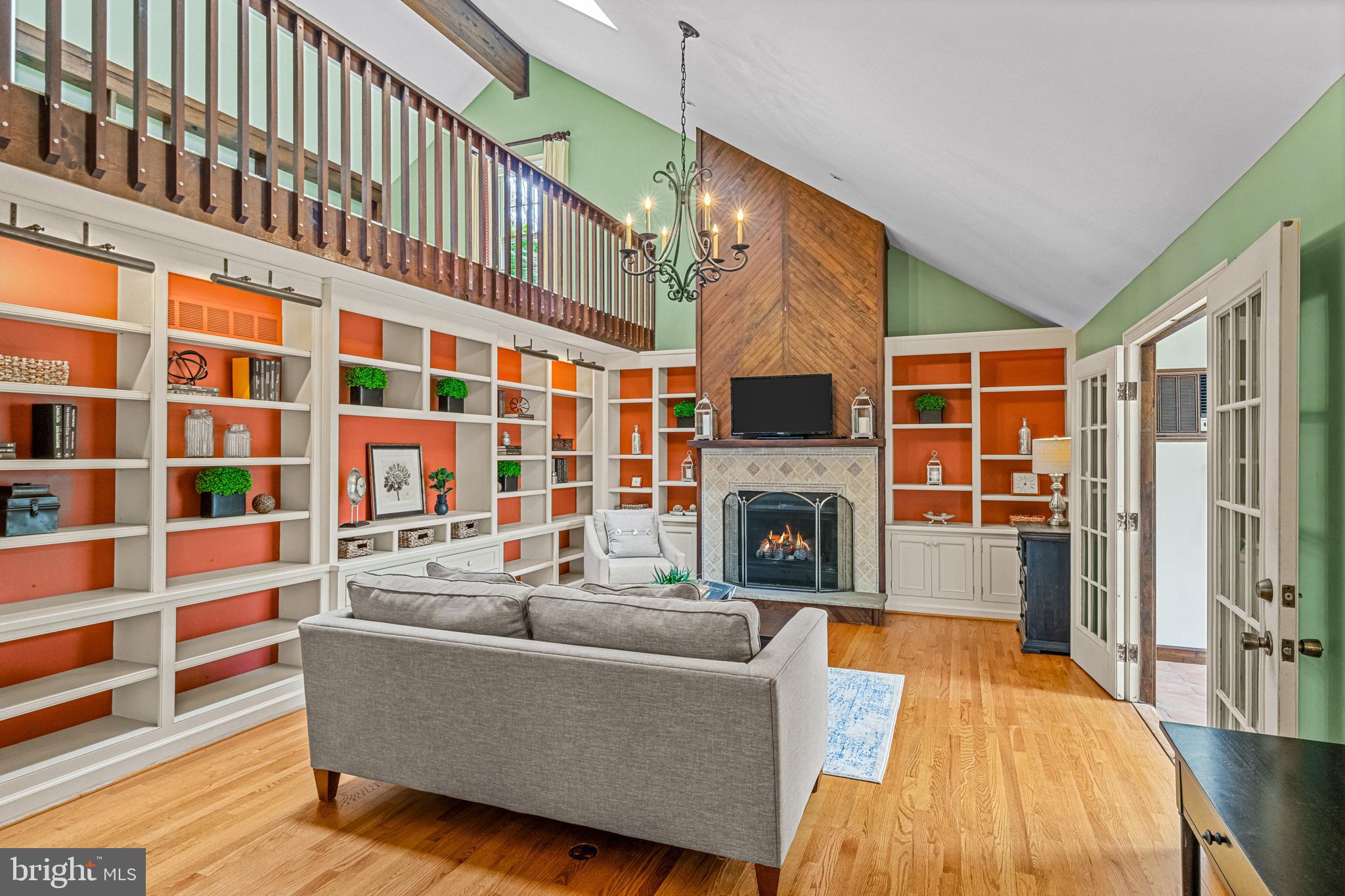 607 Foxfields Road Bryn Mawr, PA 19010 - Photo 11 of 48 Large Great Room