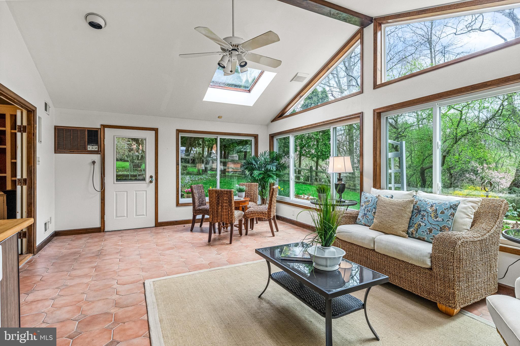 607 Foxfields Road Bryn Mawr, PA 19010 - Photo 15 of 48 Multi-purpose sun porch (4 season)