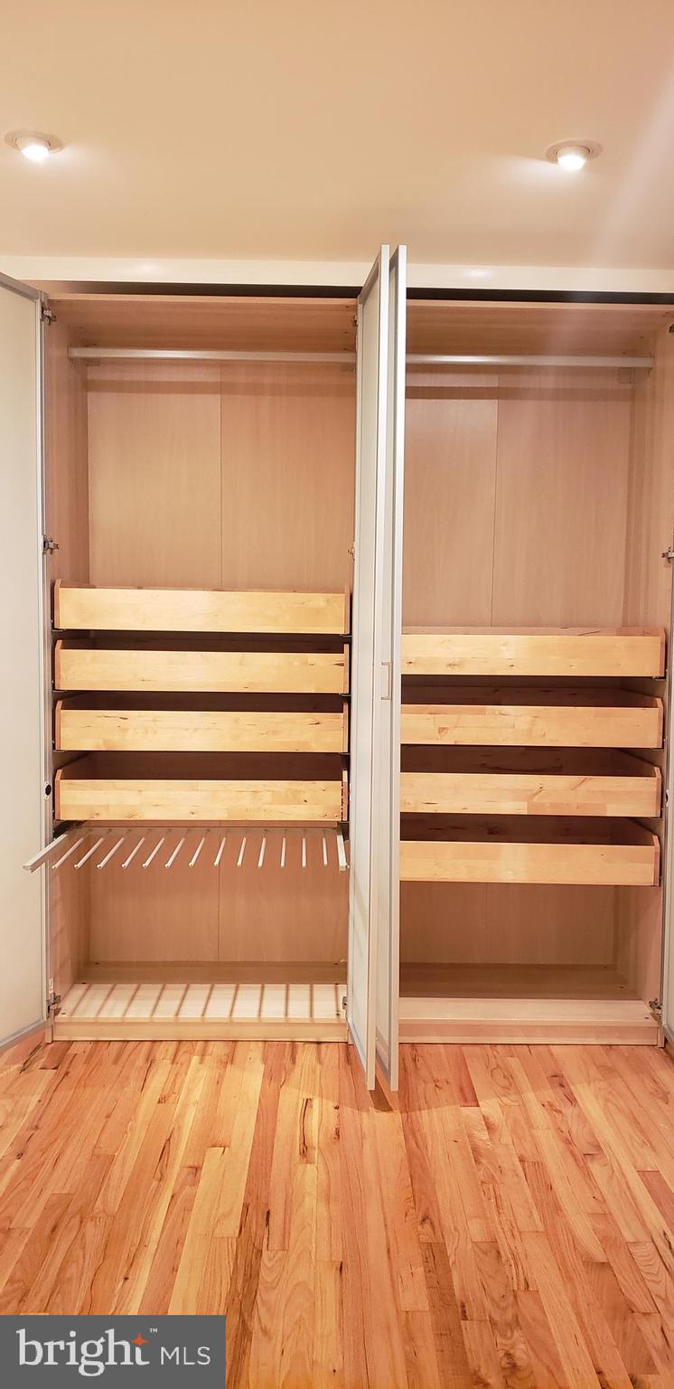 11503 Maple Ridge Road Reston, VA 20190 - Photo 63 of 94 Clothes rod, drawers, pullout for 13+ pants