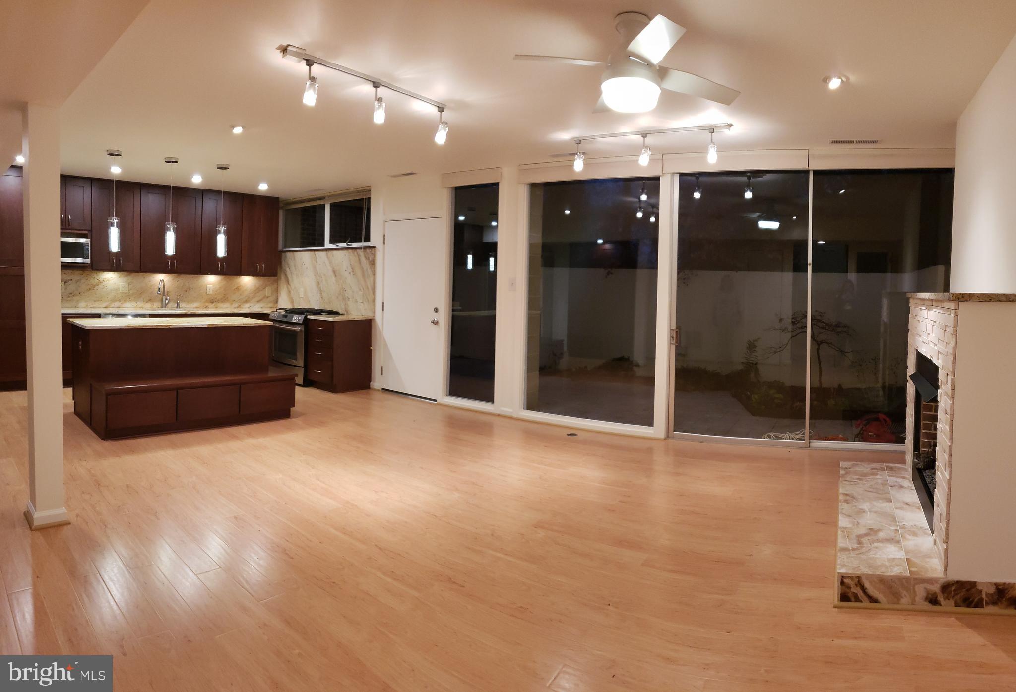 11503 Maple Ridge Road Reston, VA 20190 - Photo 72 of 94 Recessed lighting, pendant, fan, track lighting