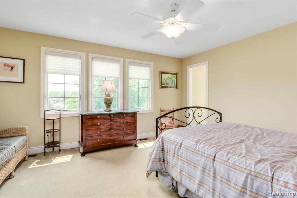661 Langley Road Rochester Hills, MI 48309 - Photo 32 of 41