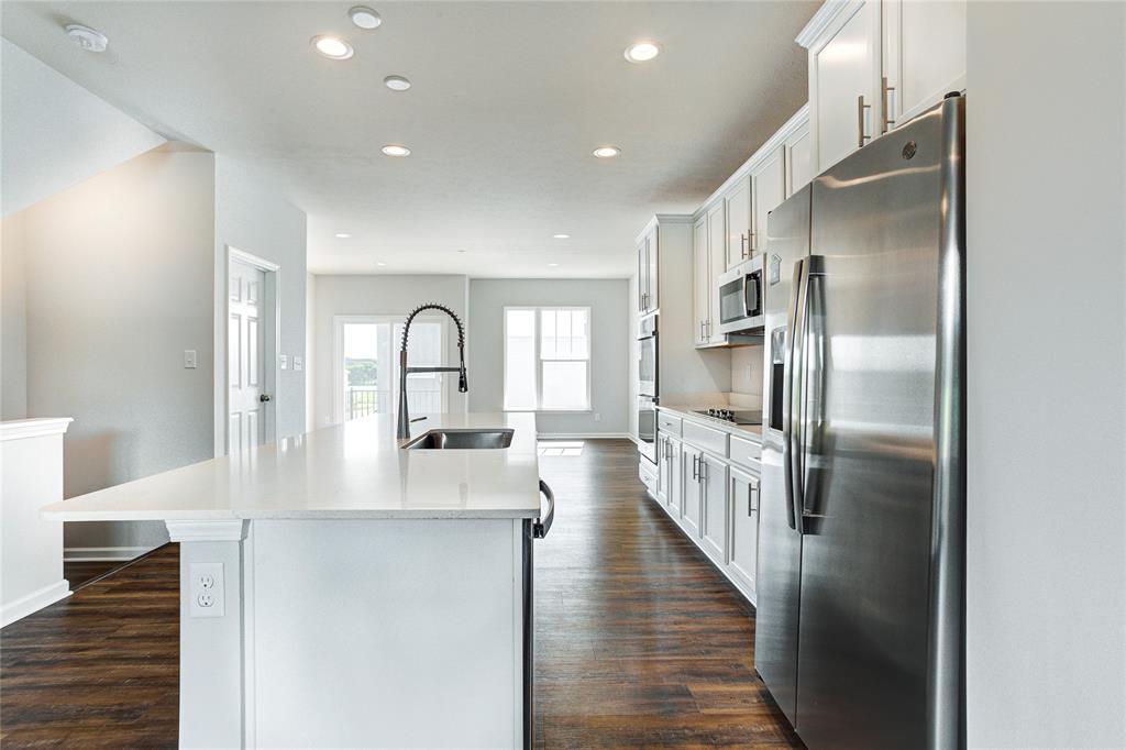 317 Steeples Boulevard Indianapolis, IN 46222 - Photo 12 of 34