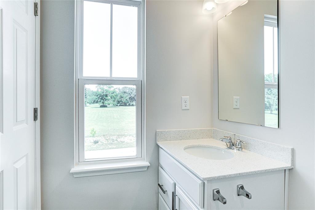 317 Steeples Boulevard Indianapolis, IN 46222 - Photo 25 of 34