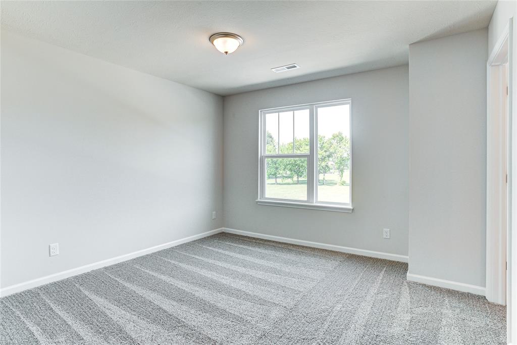 317 Steeples Boulevard Indianapolis, IN 46222 - Photo 29 of 34