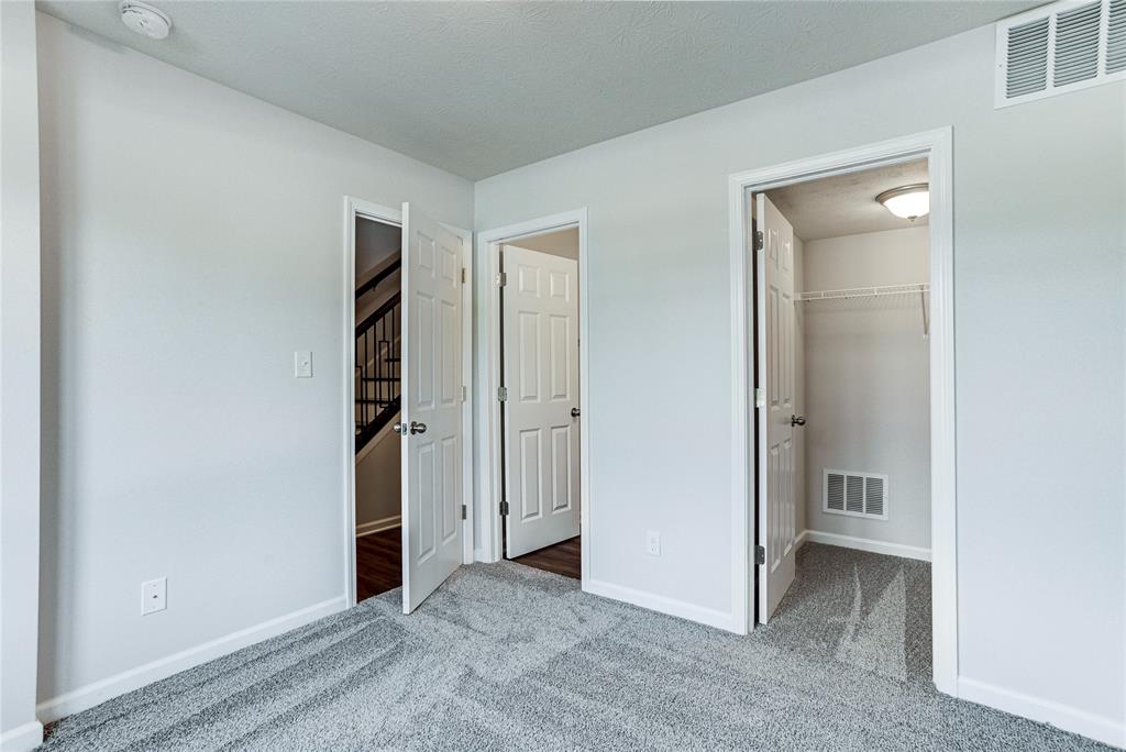 317 Steeples Boulevard Indianapolis, IN 46222 - Photo 30 of 34