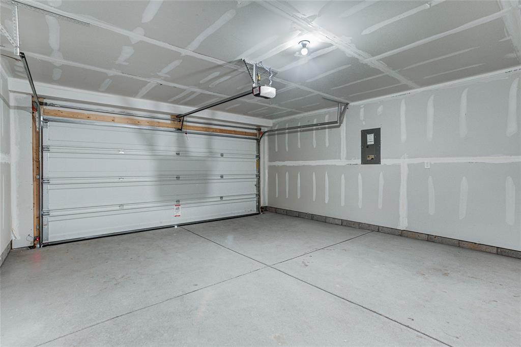 317 Steeples Boulevard Indianapolis, IN 46222 - Photo 33 of 34