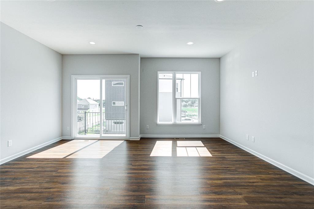 317 Steeples Boulevard Indianapolis, IN 46222 - Photo 8 of 34