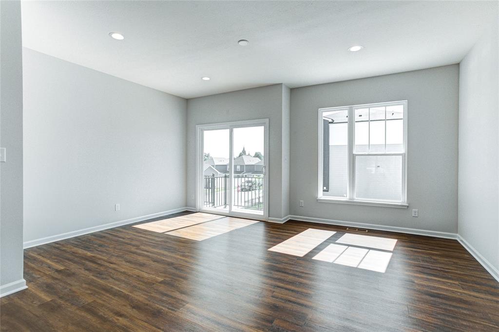 317 Steeples Boulevard Indianapolis, IN 46222 - Photo 9 of 34