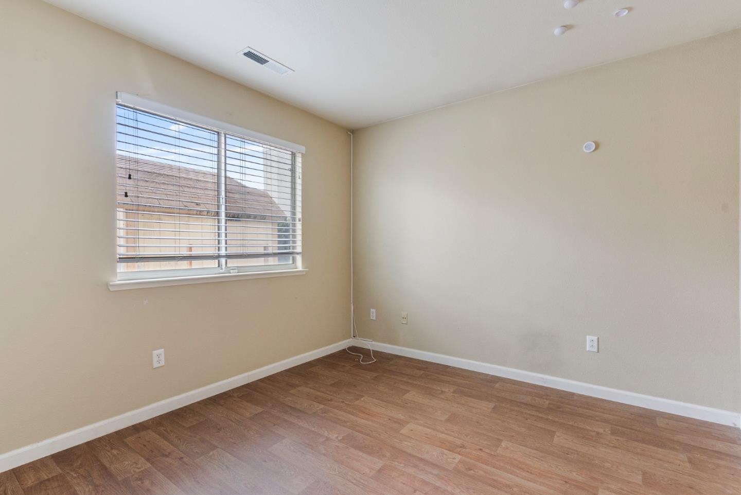 1001 Eagle Drive Salinas, CA 93905 - Photo 26 of 39 an empty room with a window