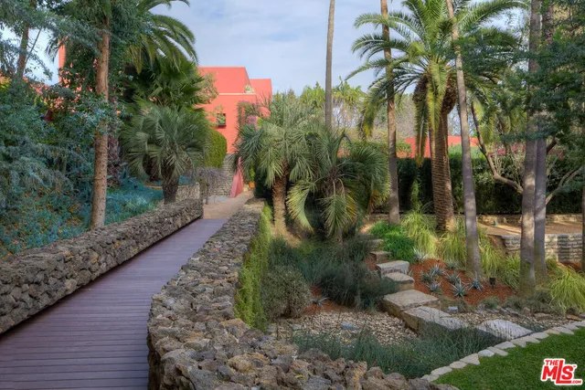 $47,000,000 | 470 Layton Way, Los Angeles, CA 90049