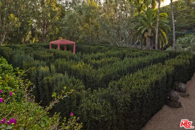 $47,000,000 | 470 Layton Way, Los Angeles, CA 90049