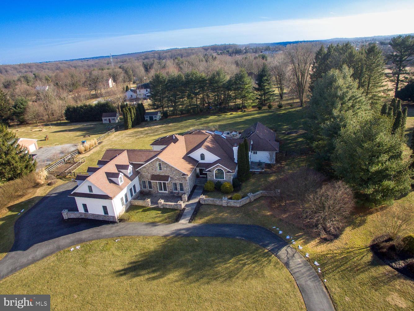 312 Longwood Road Kennett Square, PA 19348 - Photo 2 of 62 Gallery Image 2
