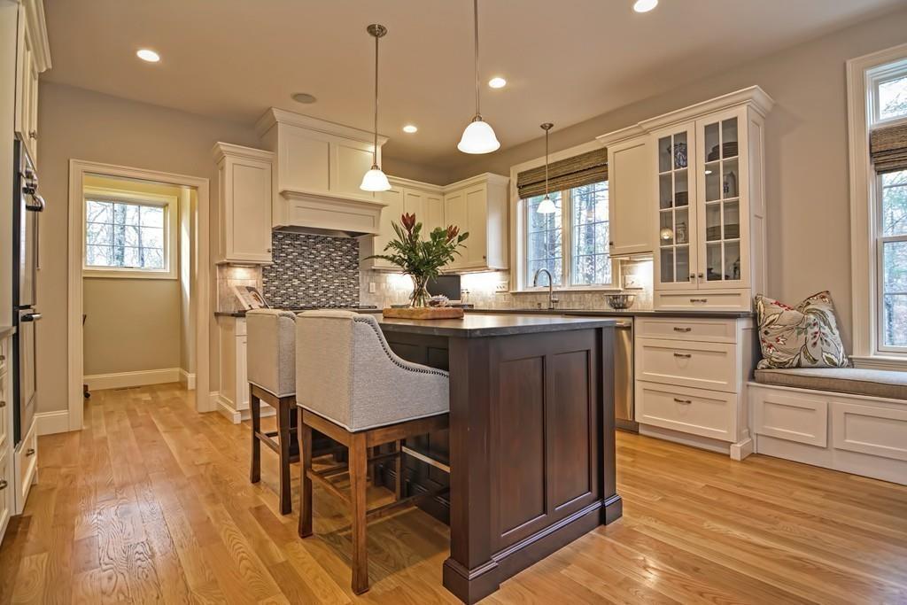 24 Erik Road Medfield, MA 02052 - Photo 13 of 40 Gallery Image 13