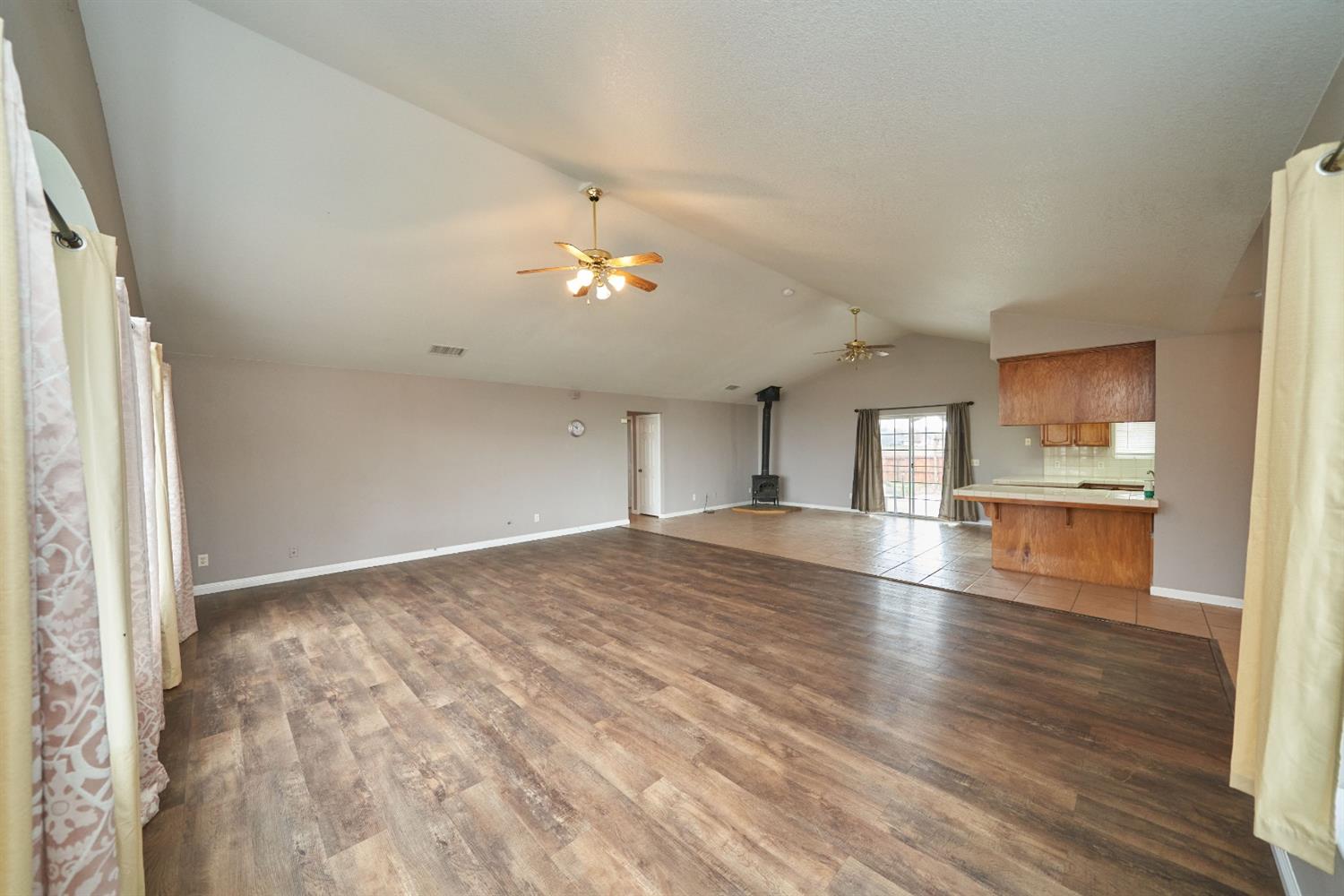 20229 Del Mar Road Madera, CA 93638 - Photo 5 of 23 Gallery Image 5