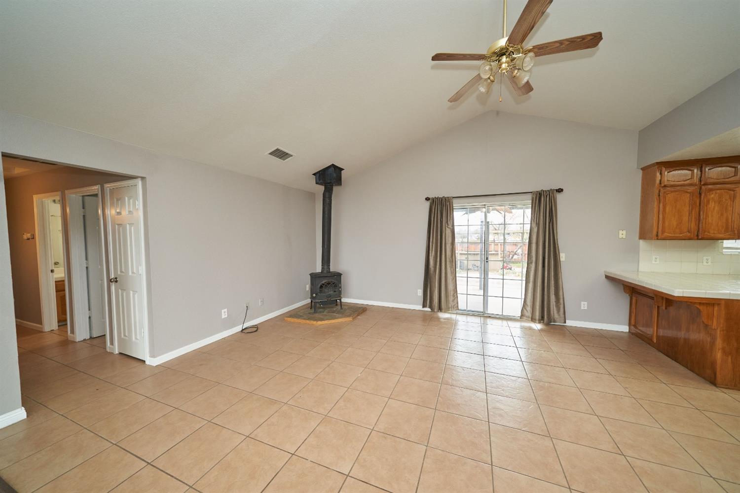 20229 Del Mar Road Madera, CA 93638 - Photo 7 of 23 Gallery Image 7