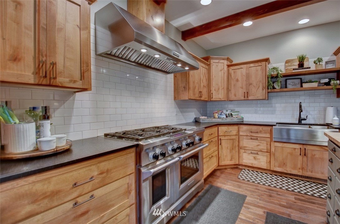 780 Logan Hill Road Chehalis, WA 98532 - Photo 7 of 31