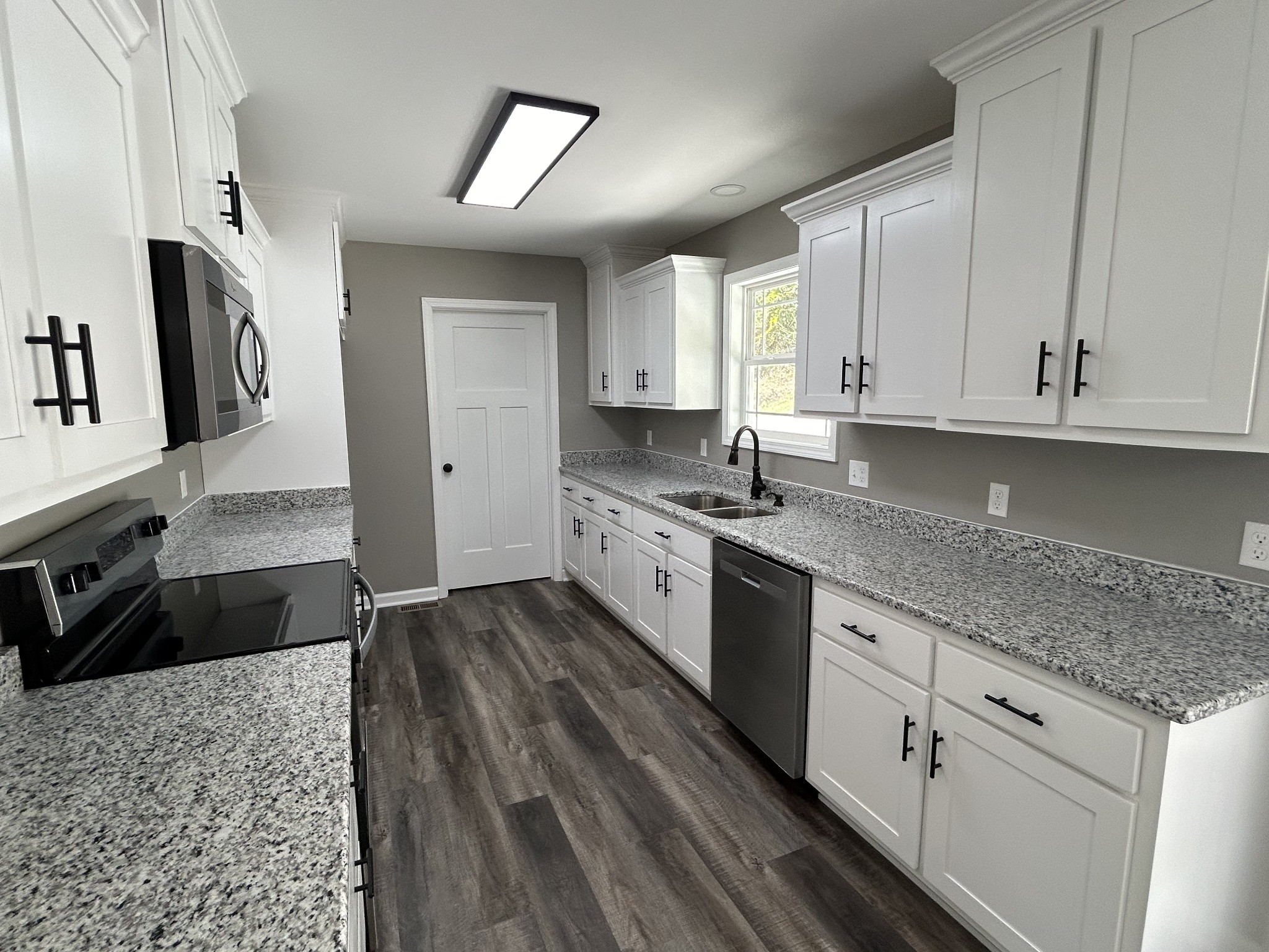 326 Leo Whitley Road Lafayette, TN 37083 - Photo 8 of 20 Gallery Image 8