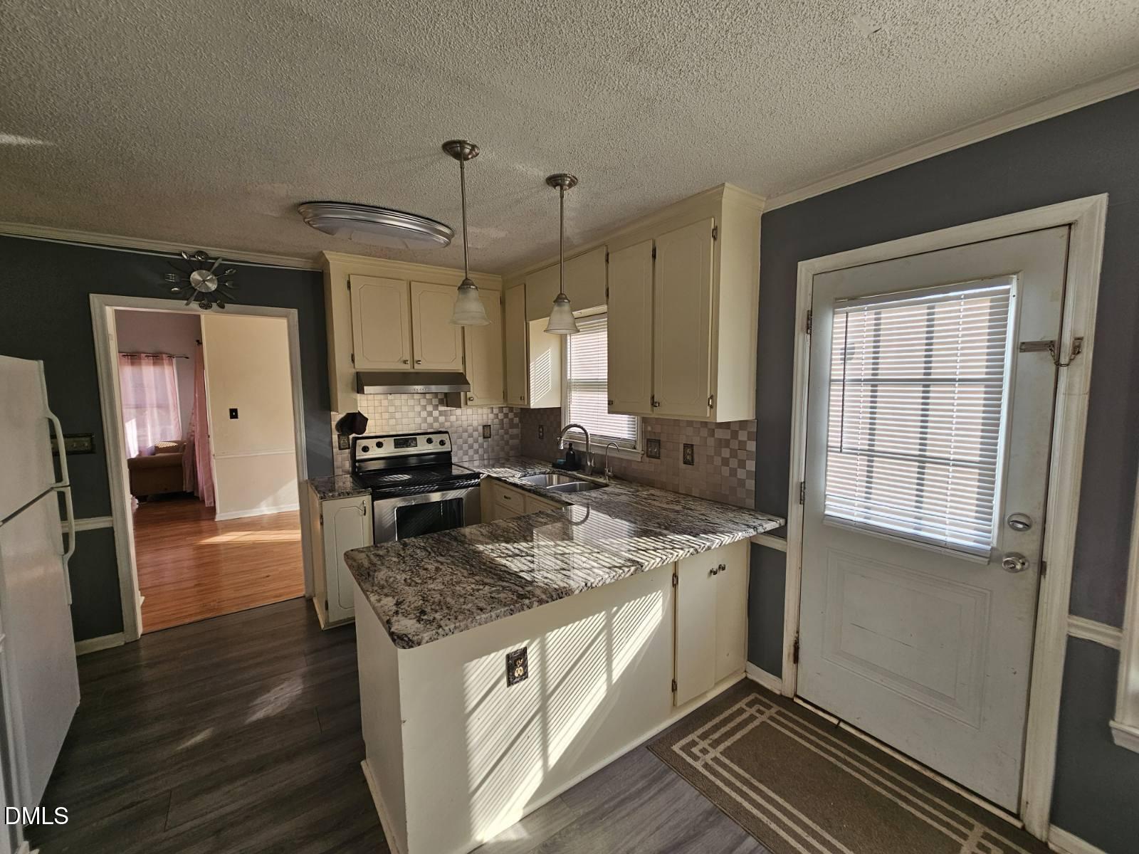 4205 Knightsbridge Way Raleigh, NC 27604 - Photo 6 of 30 11