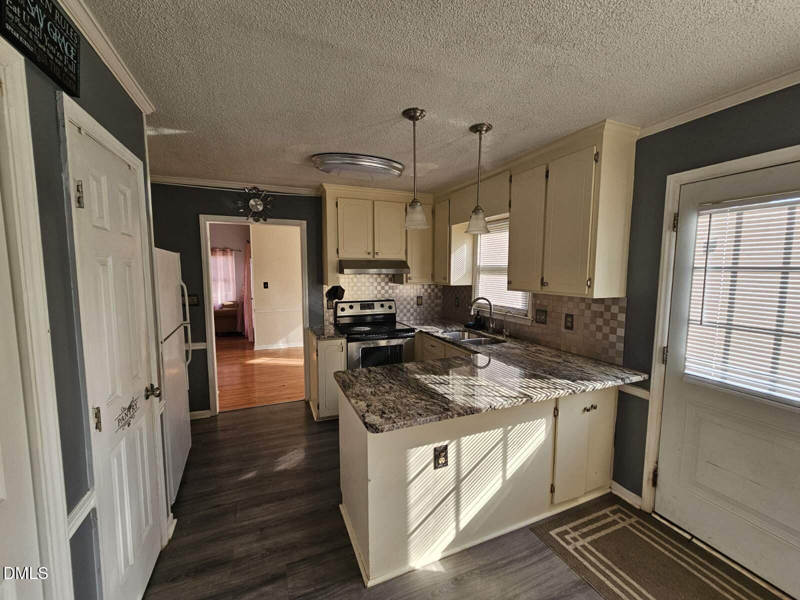 4205 Knightsbridge Way Raleigh, NC 27604 - Photo 8 of 30 13