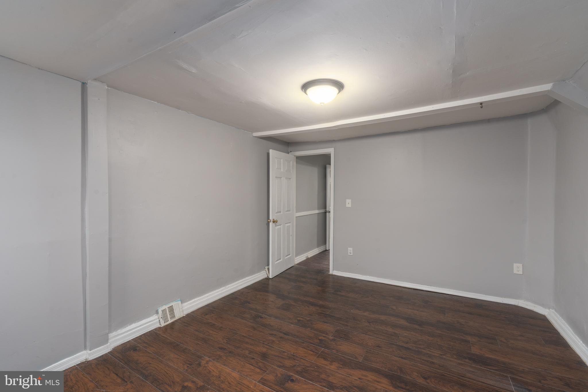 430 South Payson Street Baltimore, MD 21223 - Photo 21 of 29 a view of an empty room