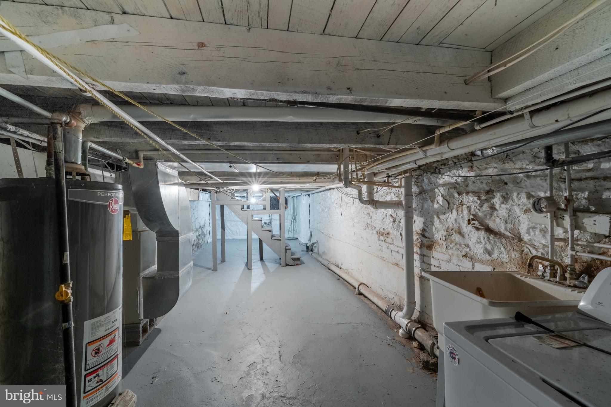 430 South Payson Street Baltimore, MD 21223 - Photo 26 of 29 a view of water heater room