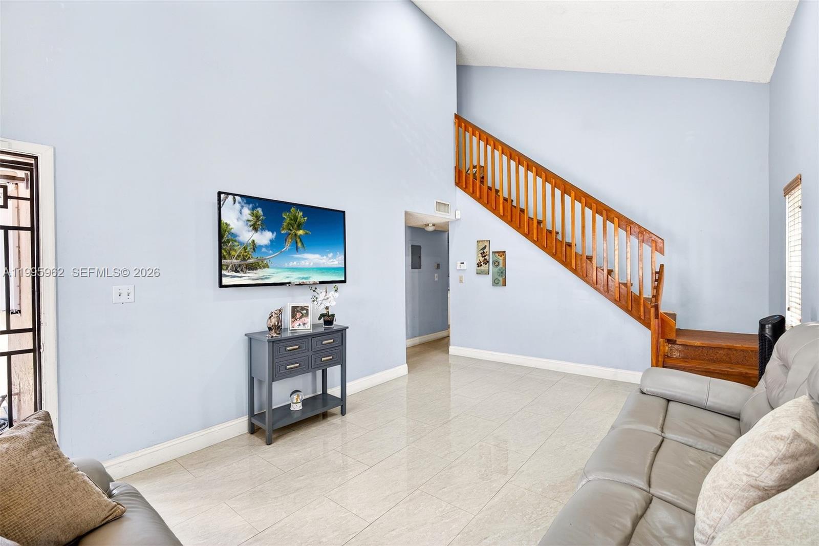 7821 Southwest 9th Terrace Miami, FL 33144 - Photo 4 of 29