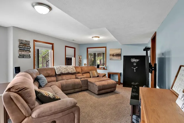 $1,440,000 | 6533D Lois Way, Nine Mile Falls, WA 99026