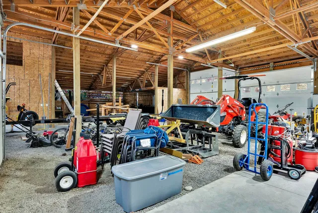 $1,440,000 | 6533D Lois Way, Nine Mile Falls, WA 99026