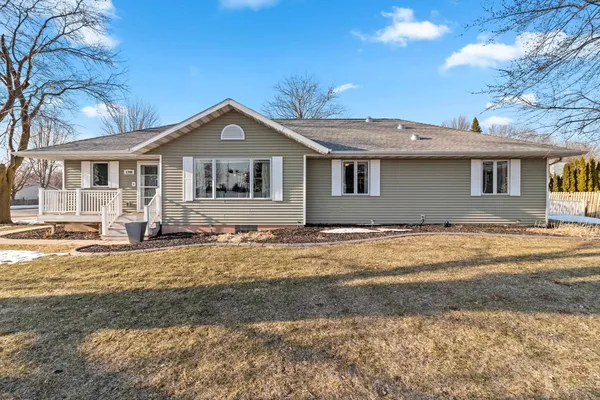 $374,900 | 1700 East Midway Road, Appleton, WI 54915