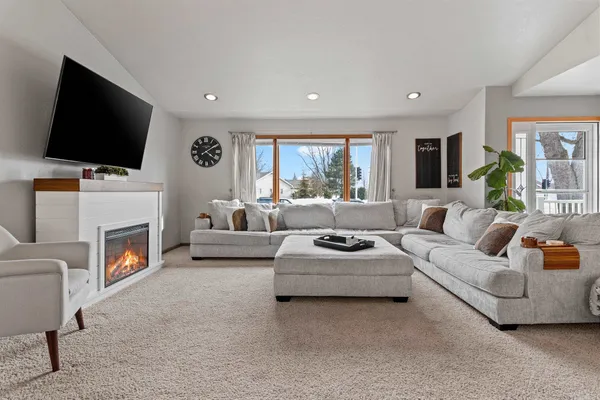 $374,900 | 1700 East Midway Road, Appleton, WI 54915