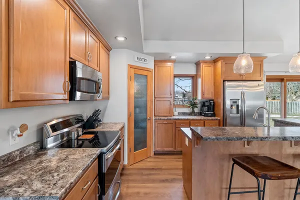 $374,900 | 1700 East Midway Road, Appleton, WI 54915