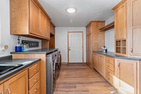 $374,900 | 1700 East Midway Road, Appleton, WI 54915