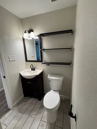 $1,800 | 2006 Ash Street, Georgetown, TX 78626
