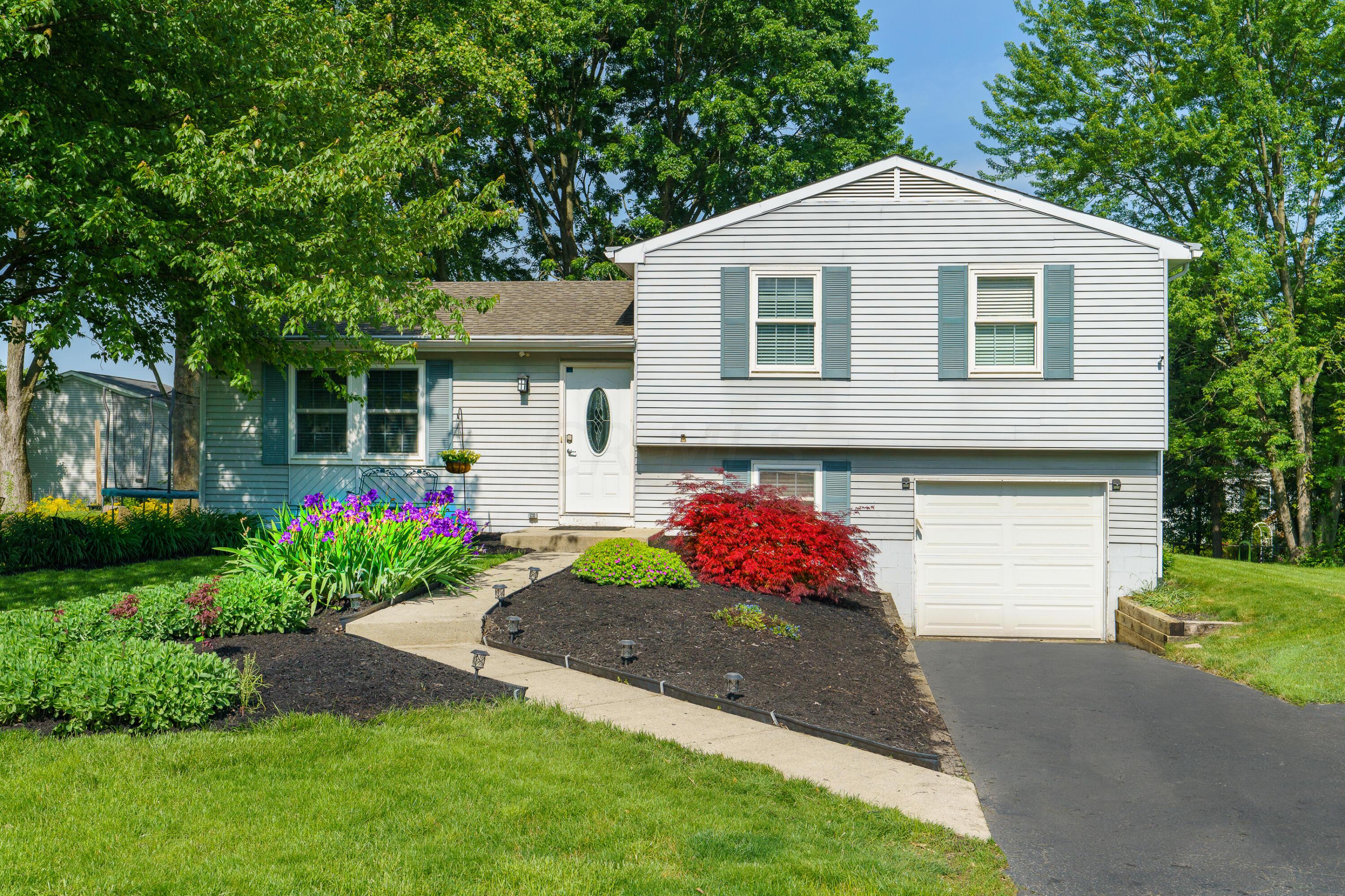6337 South Sunbury Road Westerville, OH 43081 - Photo 1 of 28 6337 S Sunbury Rd