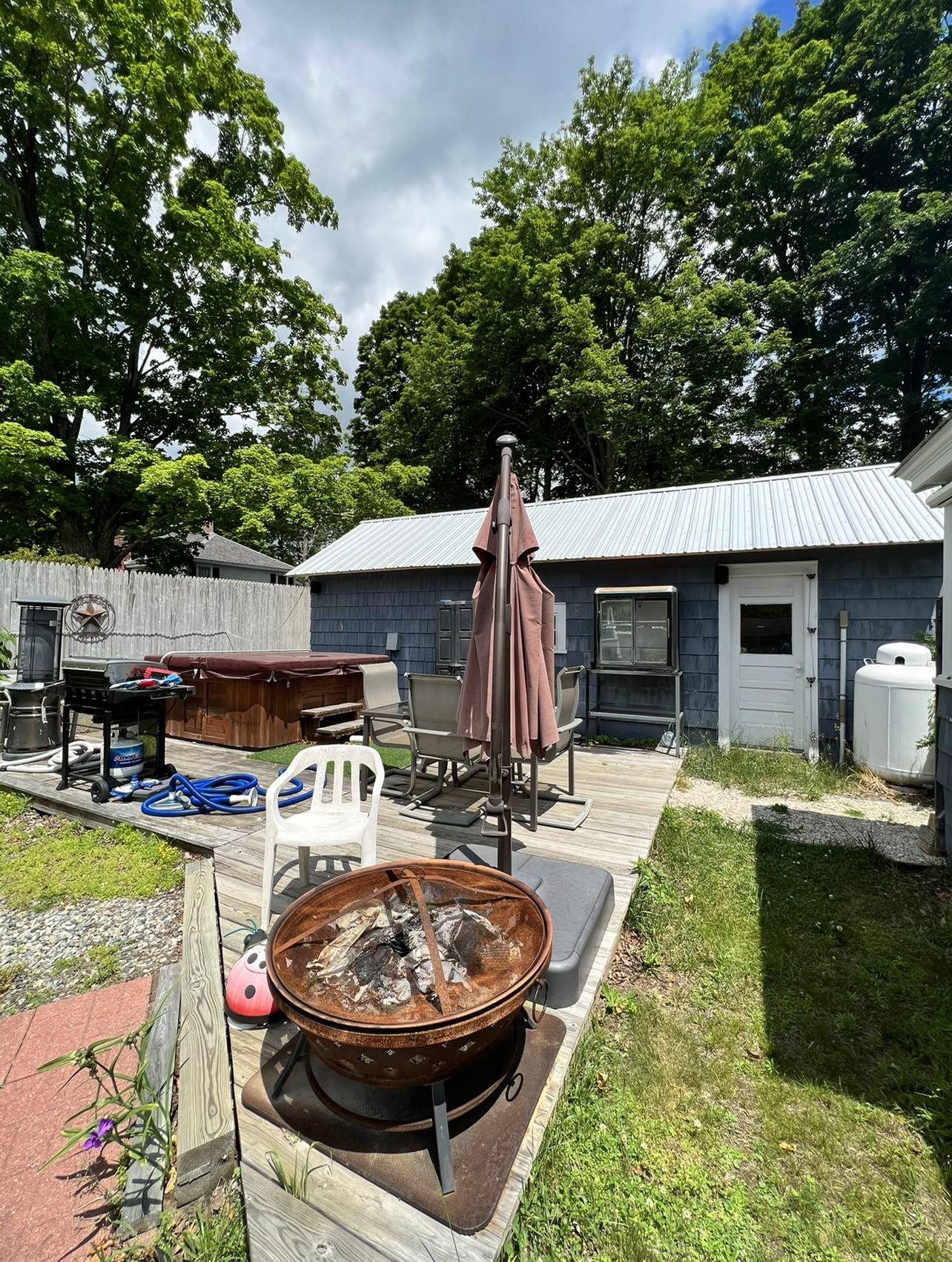 26 Smith Street Springfield, VT 05156 - Photo 4 of 10