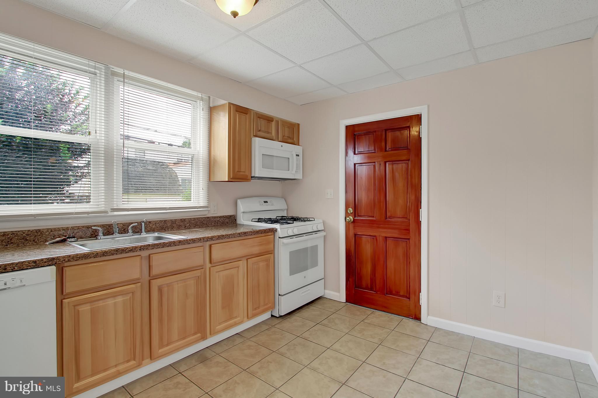 8233 Cornwall Road Baltimore, MD 21222 - Photo 12 of 29 Kitchen