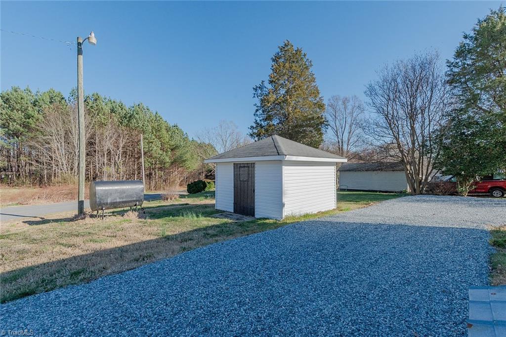 195 Arvil Hunt Road Lexington, NC 27295 - Photo 36 of 39 Gallery Image 36