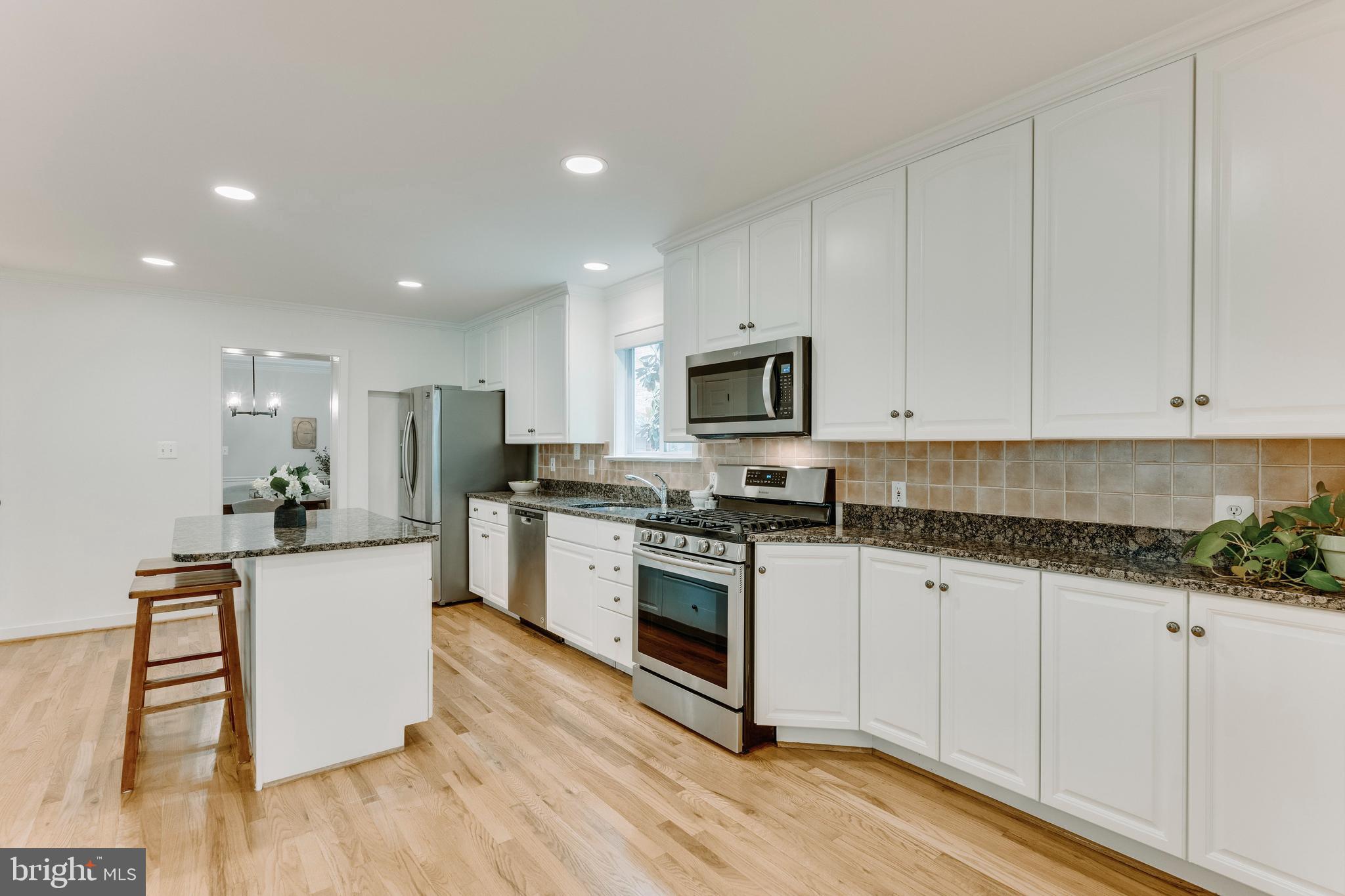 5705 Northfield Road Bethesda, MD 20817 - Photo 13 of 51 Spacious Kitchen