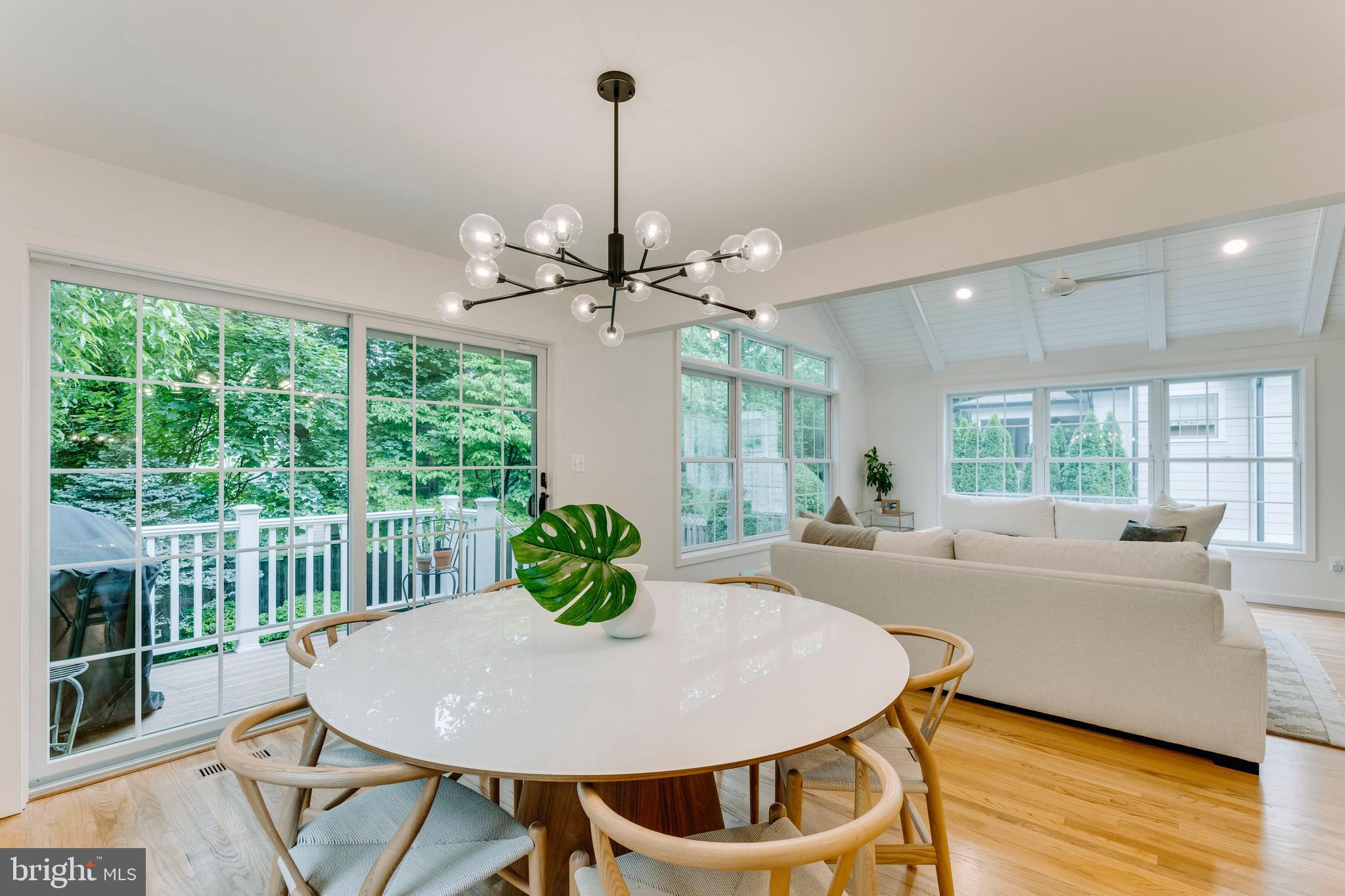 5705 Northfield Road Bethesda, MD 20817 - Photo 18 of 51 New addition Morning Room, spacious and bright