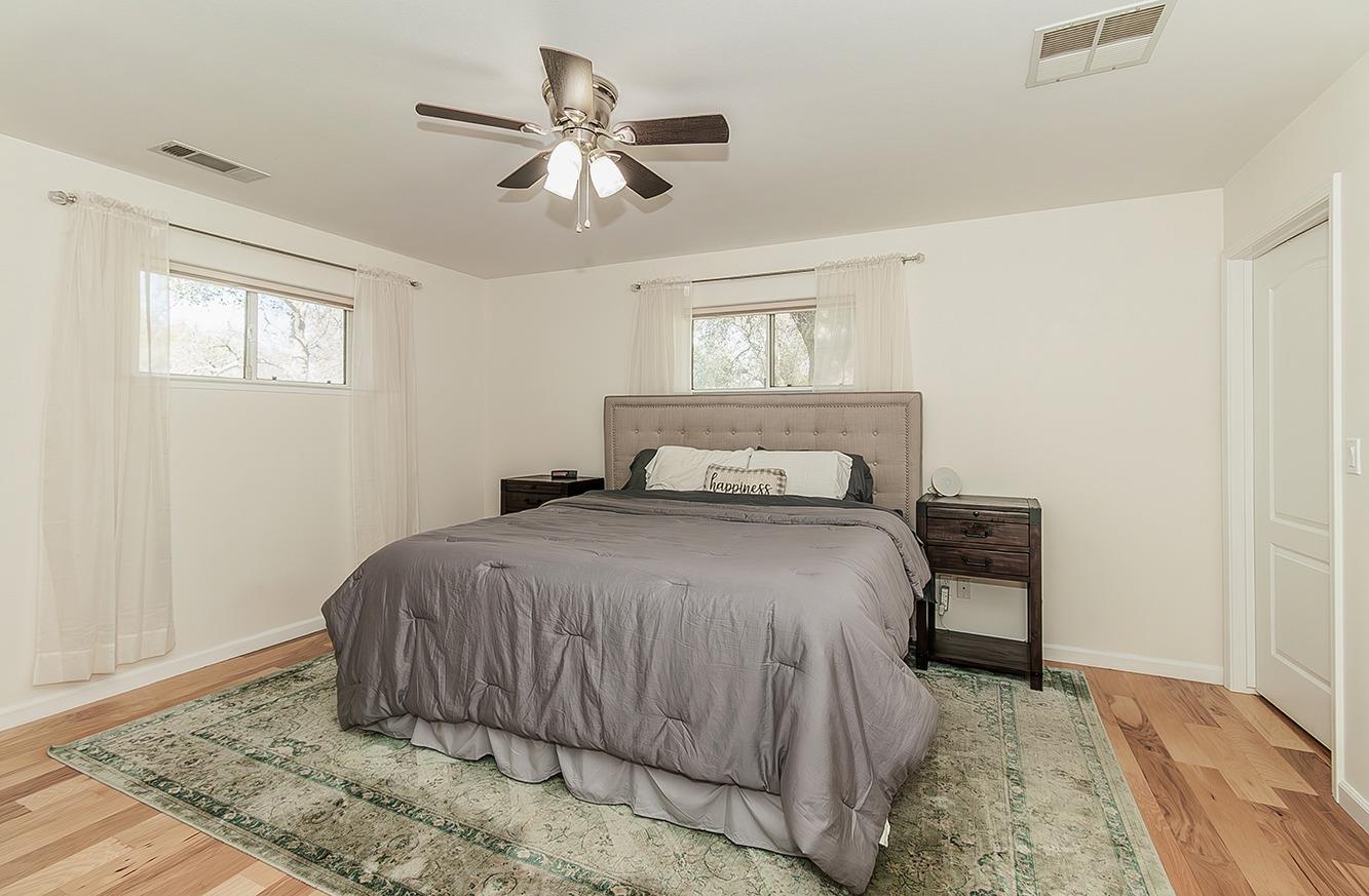 29039 Auberry Road Prather, CA 93651 - Photo 15 of 73 a bedroom with a bed and a window