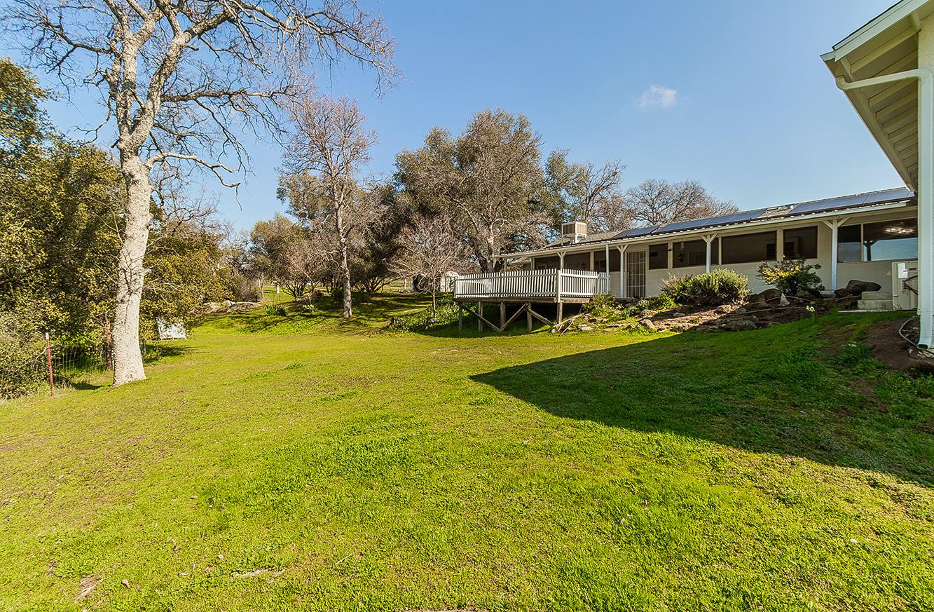 29039 Auberry Road Prather, CA 93651 - Photo 53 of 73 a view of a house with a big yard